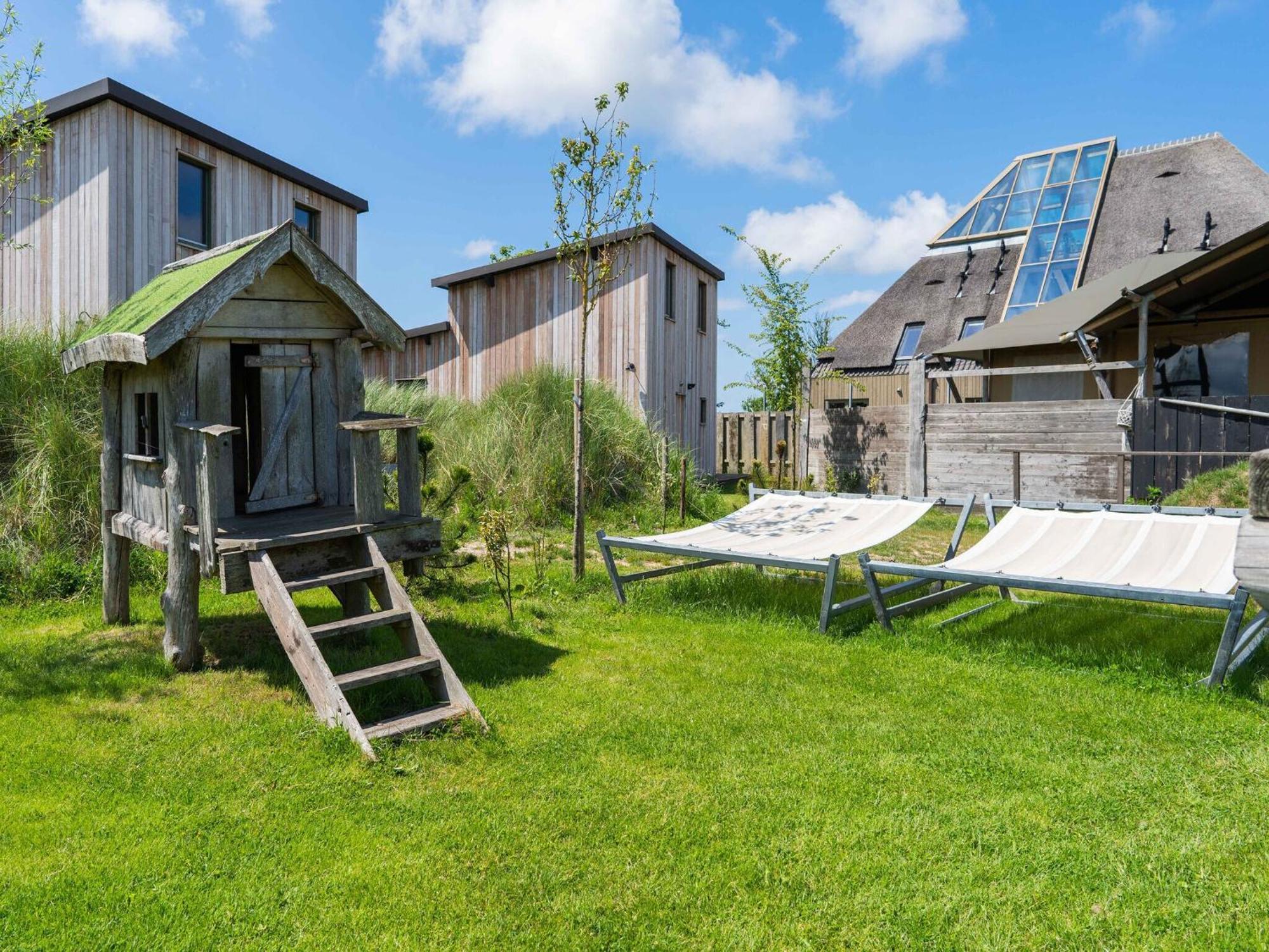 Quaint Bungalow In Callantsoog With Garden Dış mekan fotoğraf