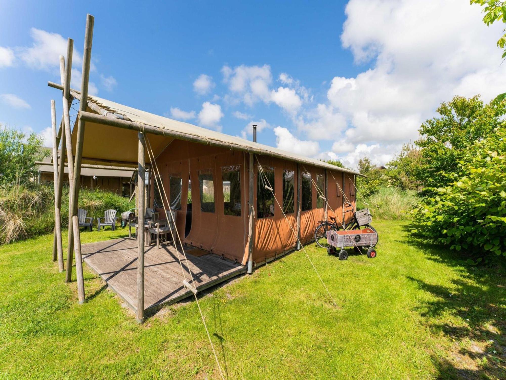 Quaint Bungalow In Callantsoog With Garden Dış mekan fotoğraf