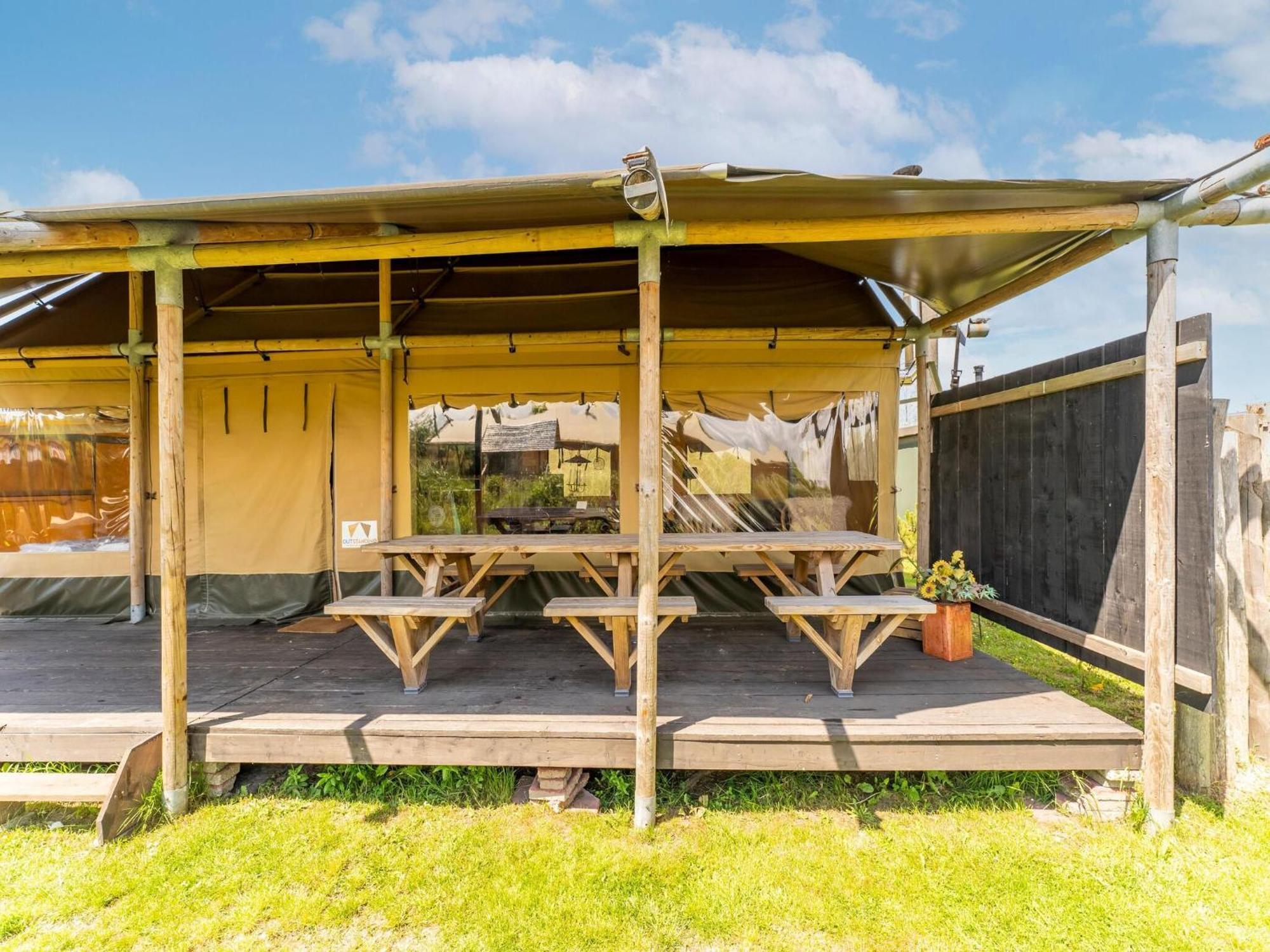 Quaint Bungalow In Callantsoog With Garden Dış mekan fotoğraf